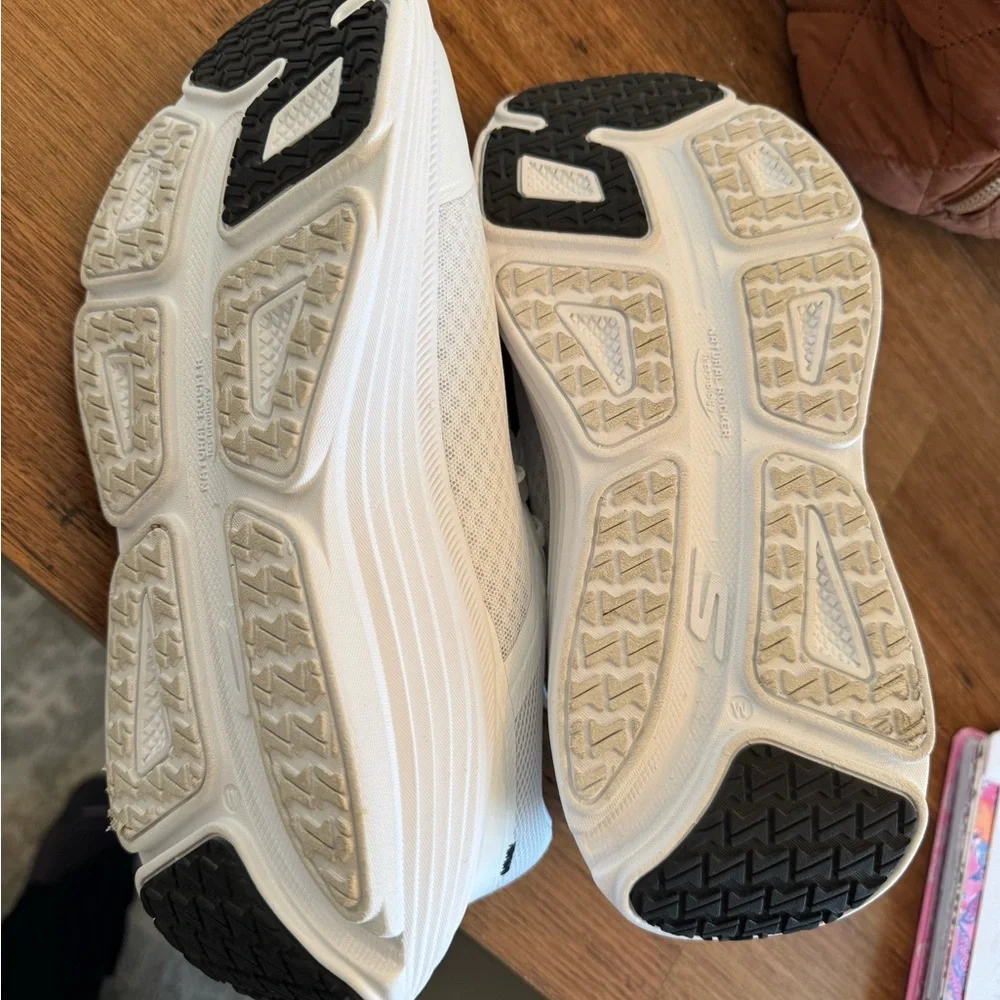 Skechers Women's White Max Cushioning Elite Sneakers - Picture 3 of 3